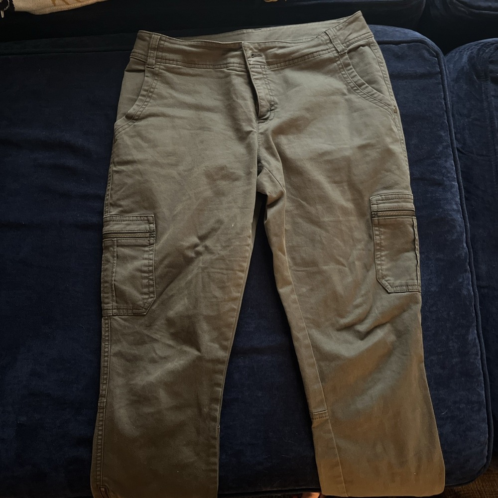Athleta Womens Olive Green Zipper Cargo Pockets Athletic Pants Size 6